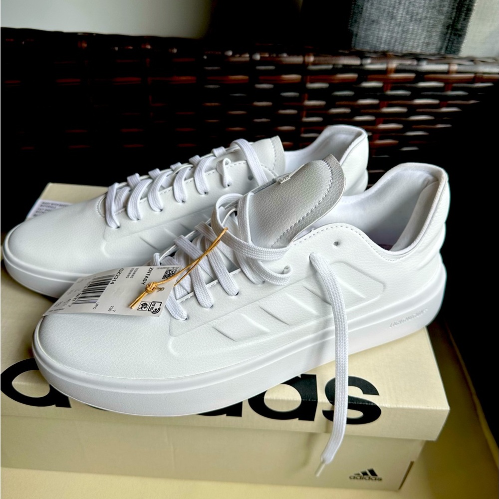 NWT ADIDAS ZNTASY CAPSULE COLLECTION SHOES, COLOR WHITE, SIZE 8.5 WOMEN